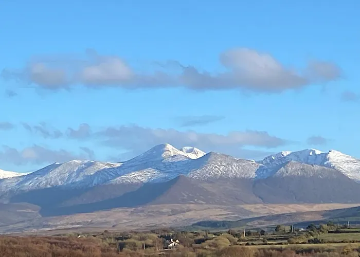 Mary-tim's Cromane Cross Near * Killorglin