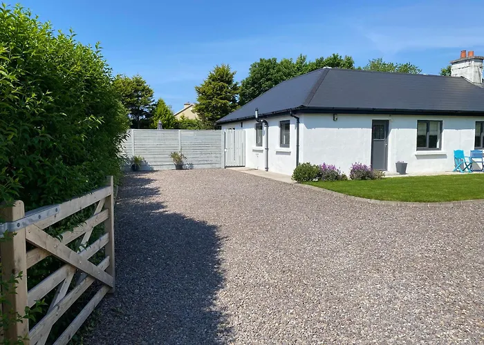 Mary-tim's Cromane Cross Near